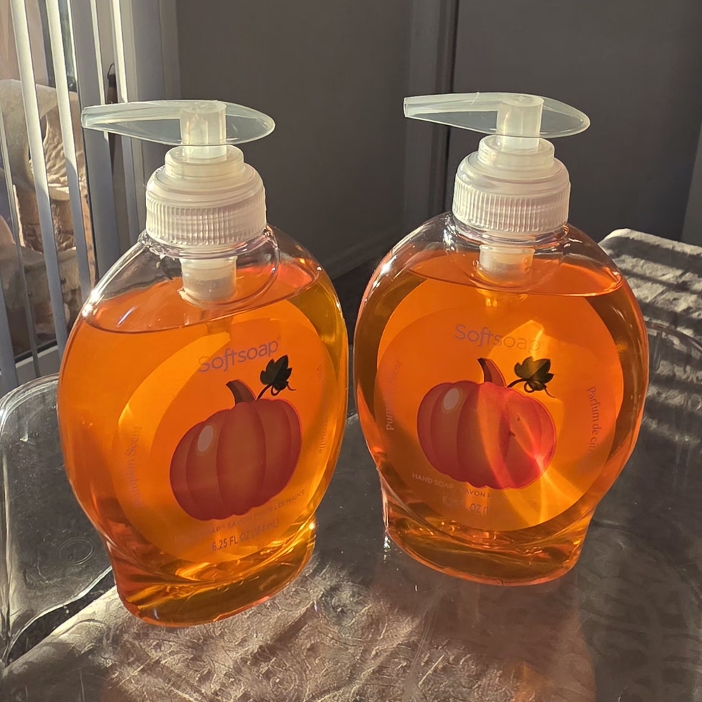 Pumpkin Scent Softsoap (2)